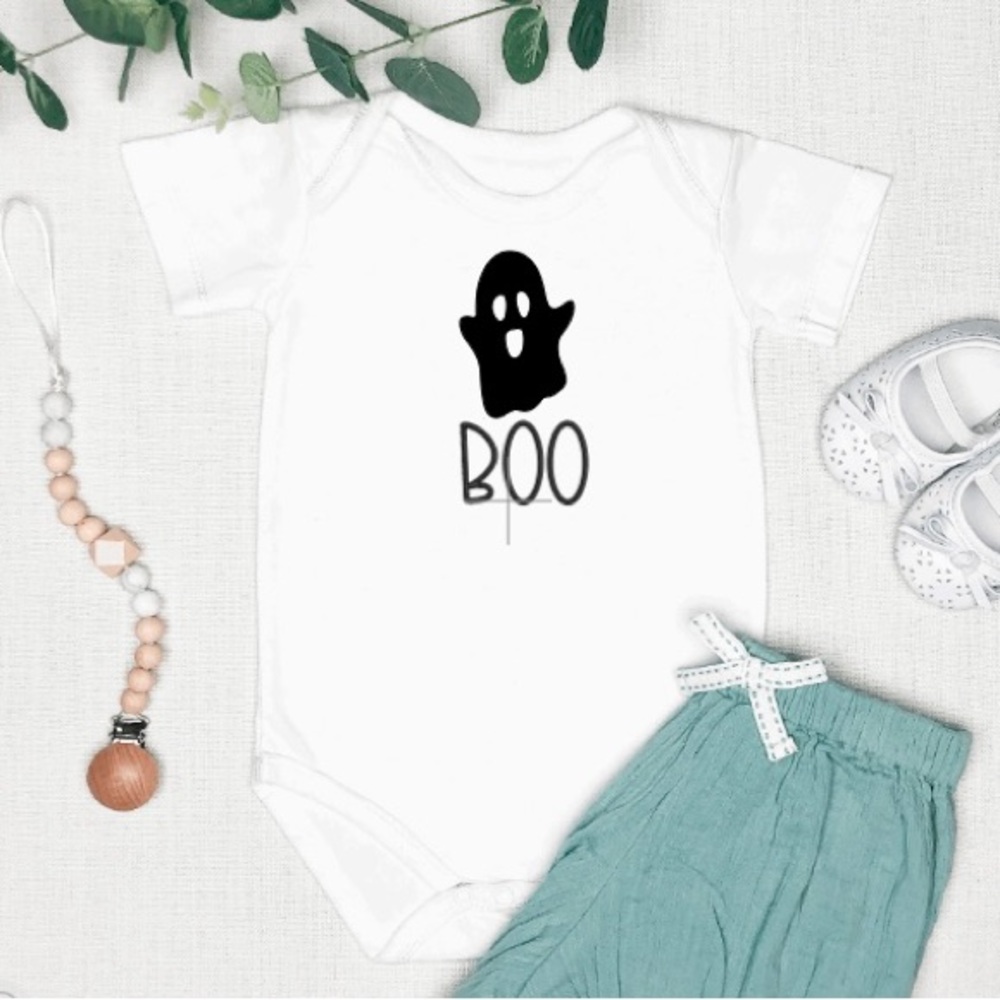 Boo onesie with a cute ghost